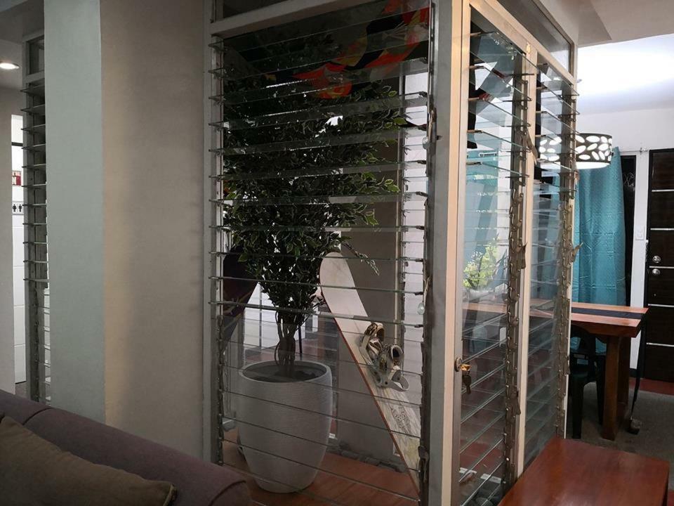 Anabelle Residence Dumaguete City Экстерьер фото