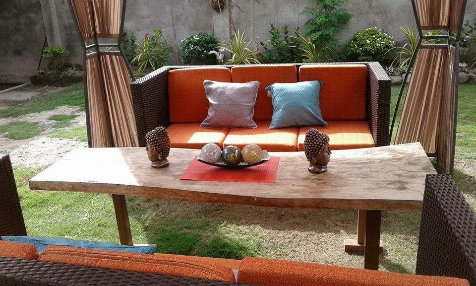 Anabelle Residence Dumaguete City Экстерьер фото